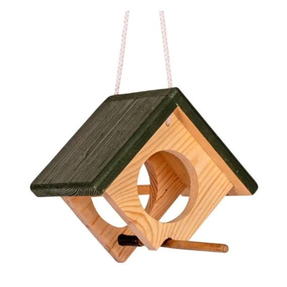 Cork Hanging Peanut Butter Feeder