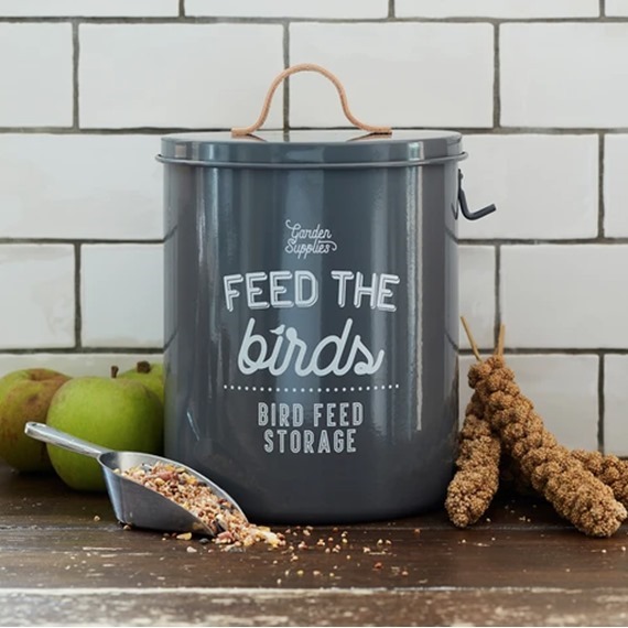 Feed The Birds Bird Food Tin - With Free 2kg New Tidy Garden Crunch™